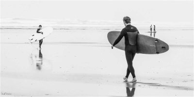 Surfers, Judi Dicks